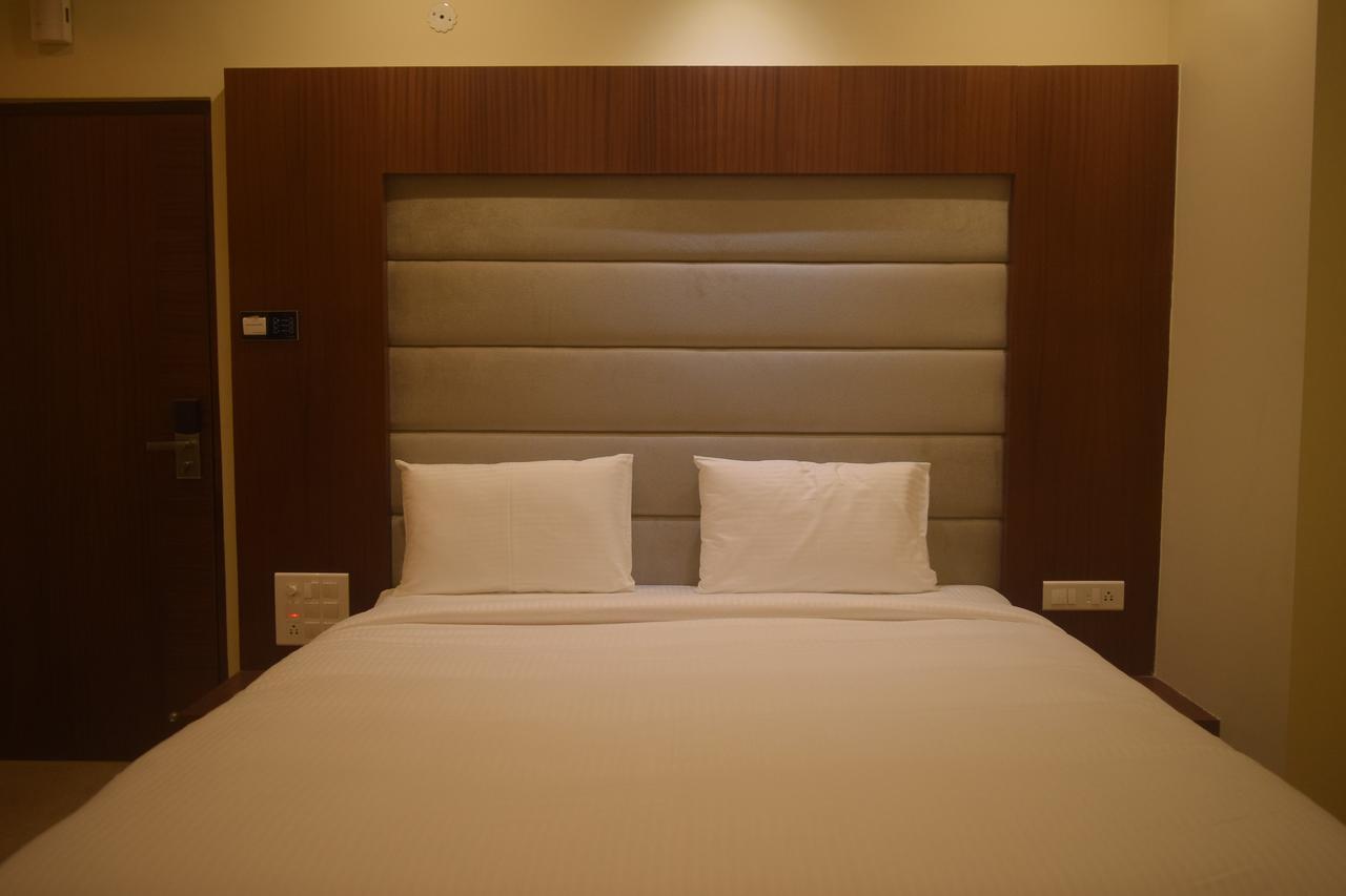 Hotel Avalon Inn Ambikapur Bagian luar foto