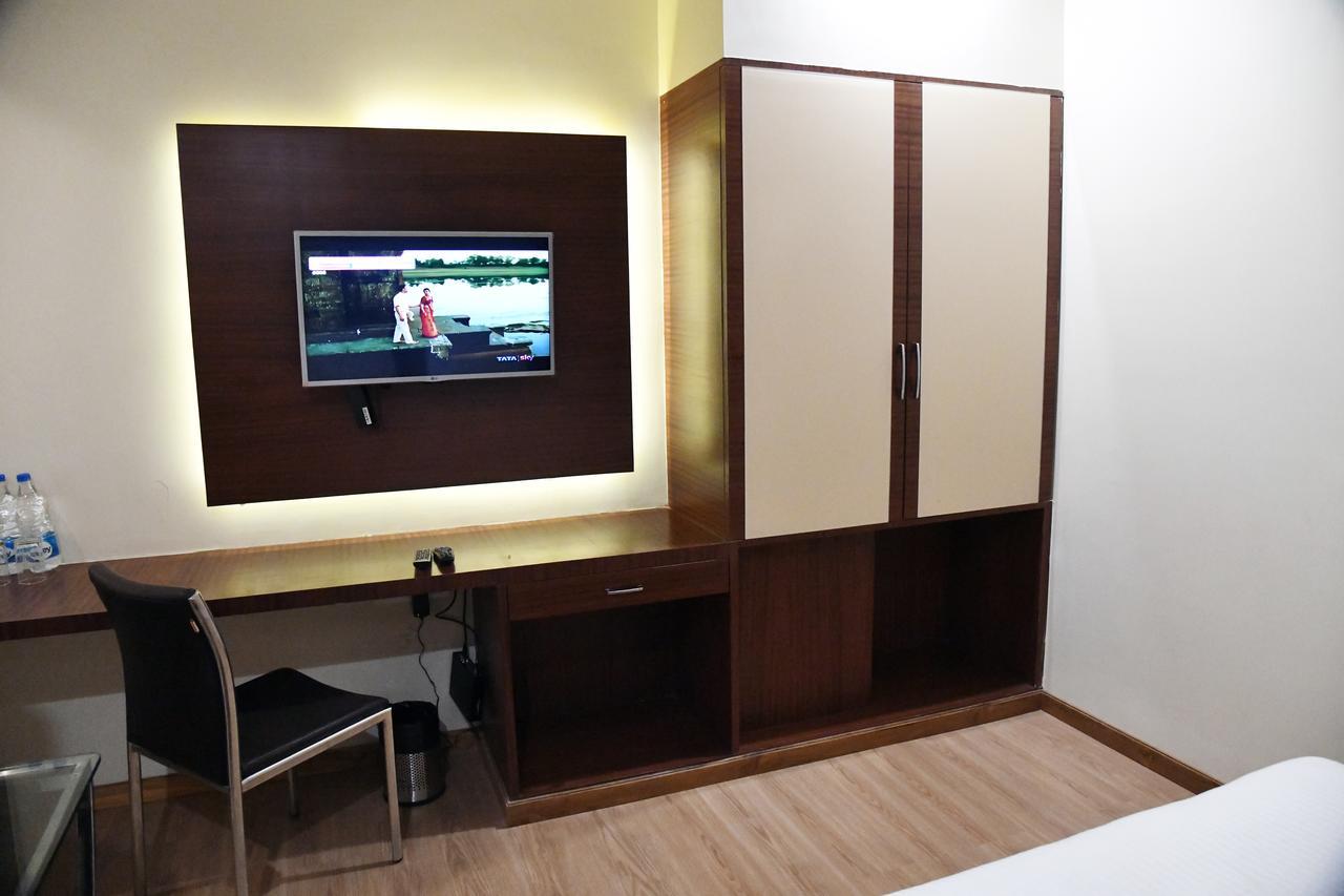 Hotel Avalon Inn Ambikapur Bagian luar foto
